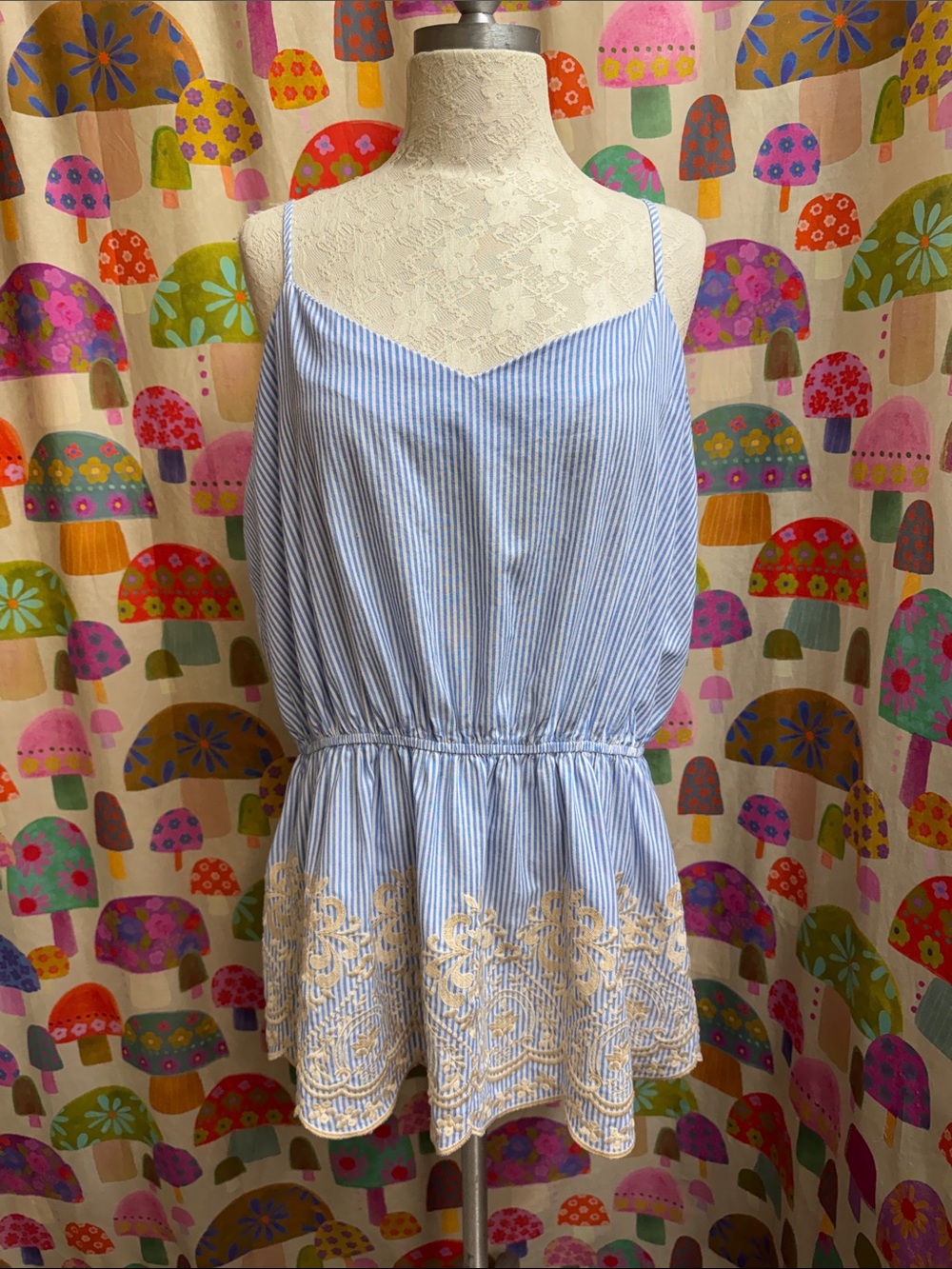 Savanna Jane Embroidered Top. 1X